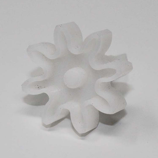 GEAR WITH SHAFT PLASTIC